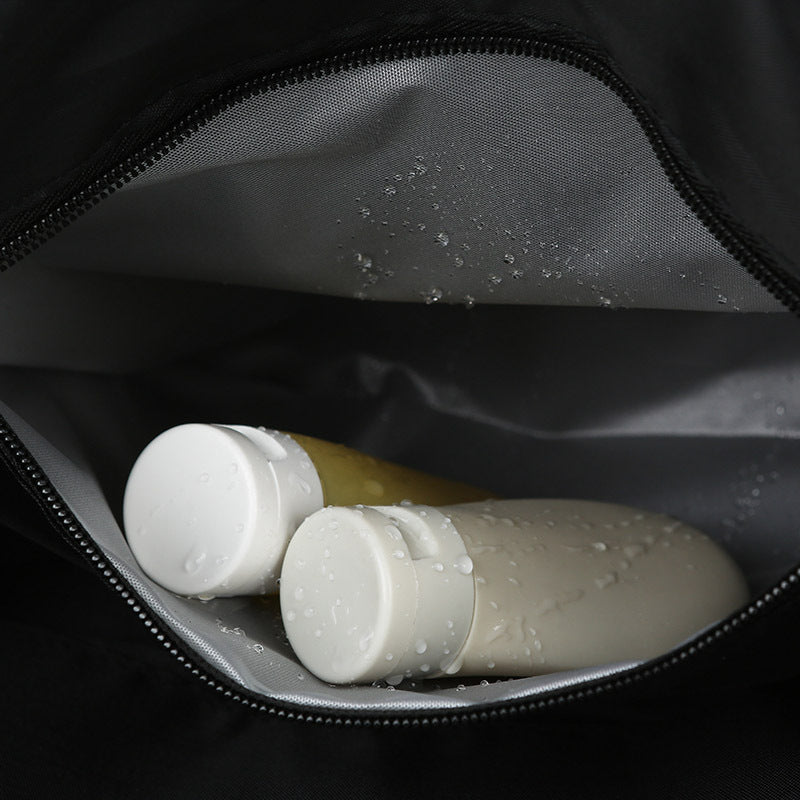 Sportliche Reisetasche mit Wasserabweisenden Eigenschaften und Ergonomischen Tragegriffen Brehn