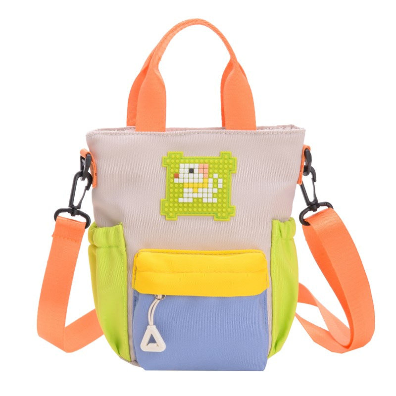 Mini-Handtasche mit Bunten Akzenten und Praktischem Tragesystem Brehn