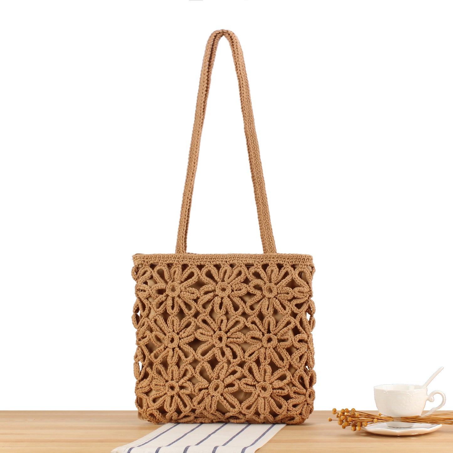 Handtasche Aus Kunstvollem Makramee mit Floralen Details Brehn
