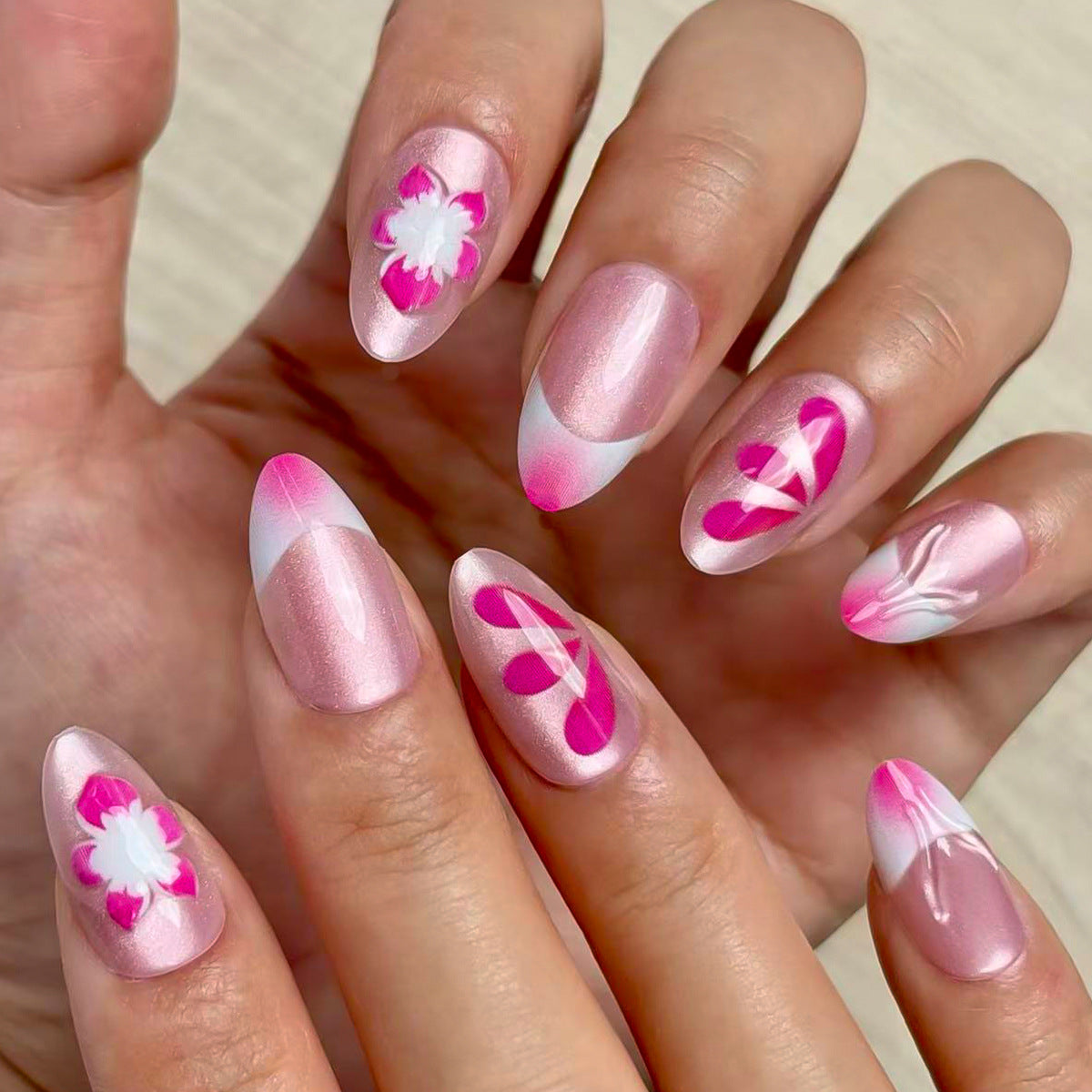 Künstlerisches Blumendesign Press-On Nagelset Brehn
