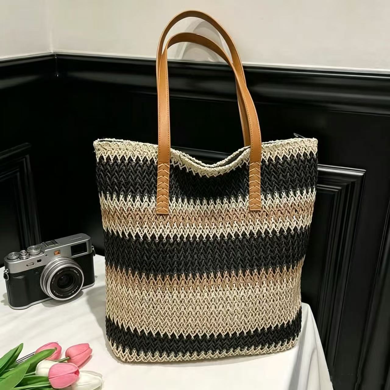 Einkaufs- und Strandtasche mit Elegantem Streifenmuster Brehn