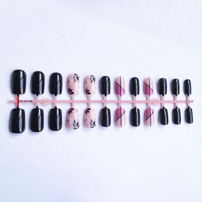 Künstlerisches Floral- und Geometrisches Nagelkunst-Set