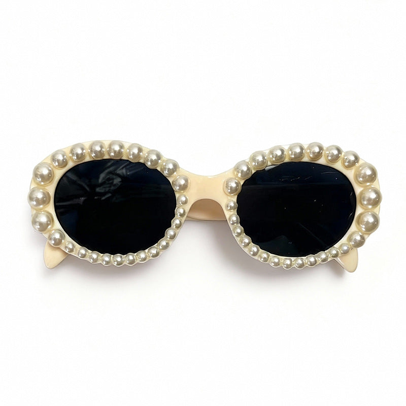 Dekorativer Perlenrahmen Sonnenbrille Brehn