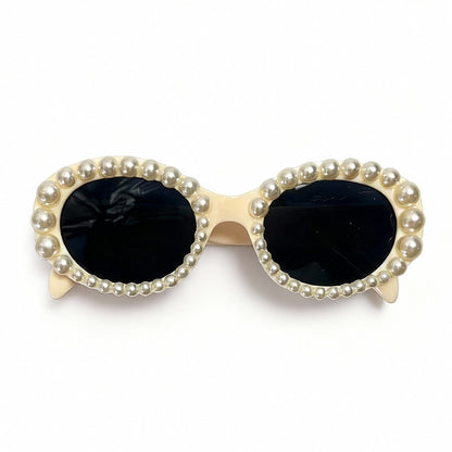 Dekorativer Perlenrahmen Sonnenbrille Brehn