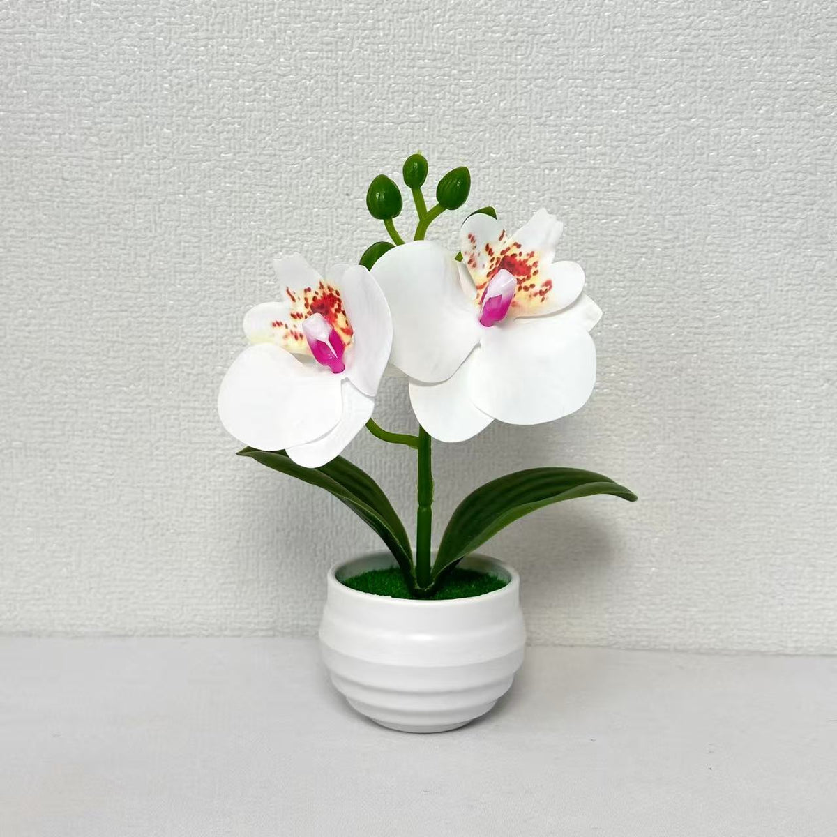 Realistische künstliche Orchideenpflanzenarrangement für die Home-Dekoration