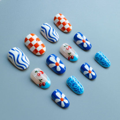Künstlerisches Nageldesign-Kit mit saisonalen Themen