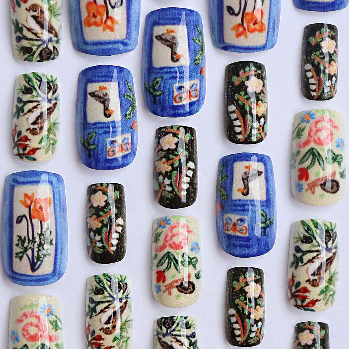 Kunstvolle Nagelkunst Brehn