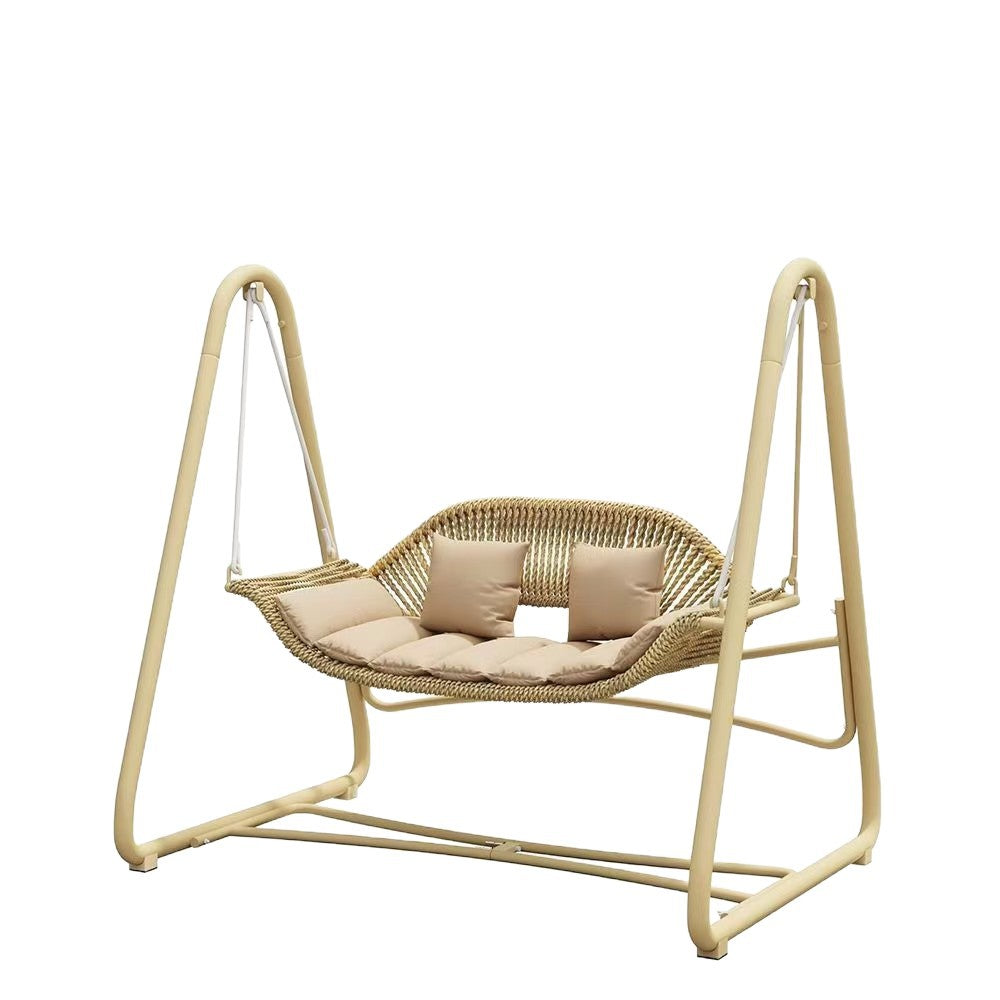 Geflochtenes Rattan-Außen-Schaukel-Loveseat mit gepolsterten Kissen und pulverbeschichtetem Stahlrahmen Brehn