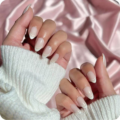 Klassische mandelförmige Press-On-Nagelspitzen