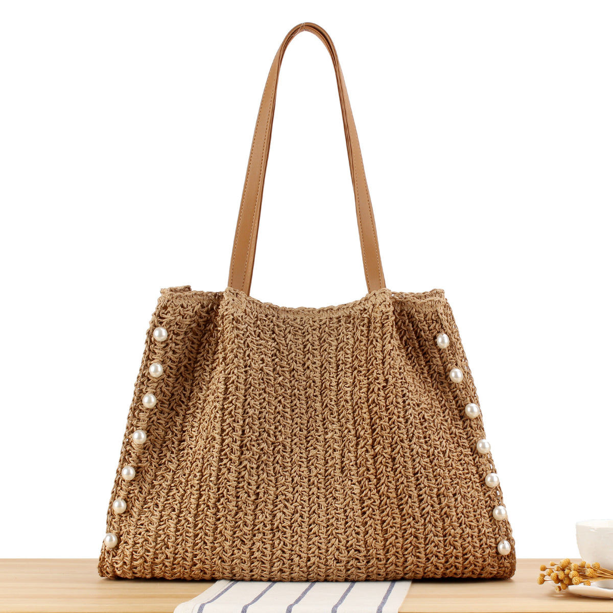 Ausdrucksstarke Strohtasche Brehn