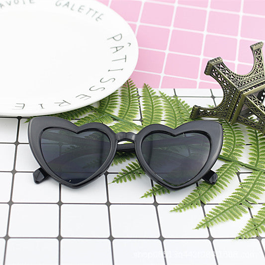 Damen Herzförmige Sonnenbrille mit hochwertigem UV-Schutz und stylischem Design Brehn