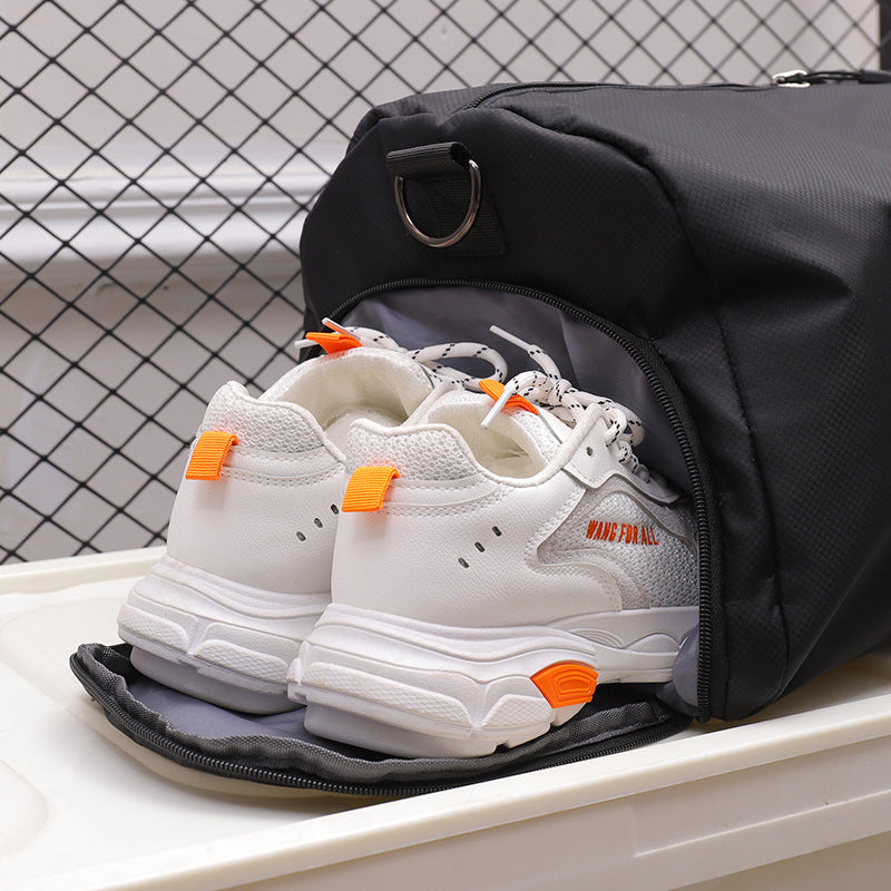 Kompakte Trainings- Und Reisetasche Mit Praktischen Fächern Brehn