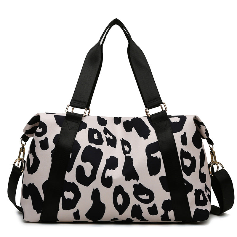 Sportliche Reisetasche mit Modernem Leoparden-Muster Brehn
