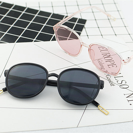 Damen modische quadratische Sonnenbrille mit transparentem Rahmen Brehn