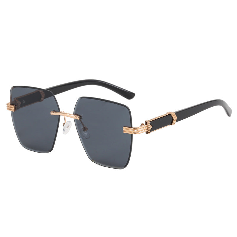 Damen Luxus-Sonnenbrille mit einzigartigem Rahmen und edlen Akzenten Brehn
