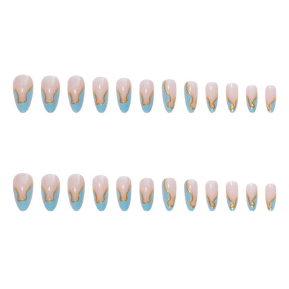 Elegante Kunstnagelspitzen mit stilvollem Design Brehn