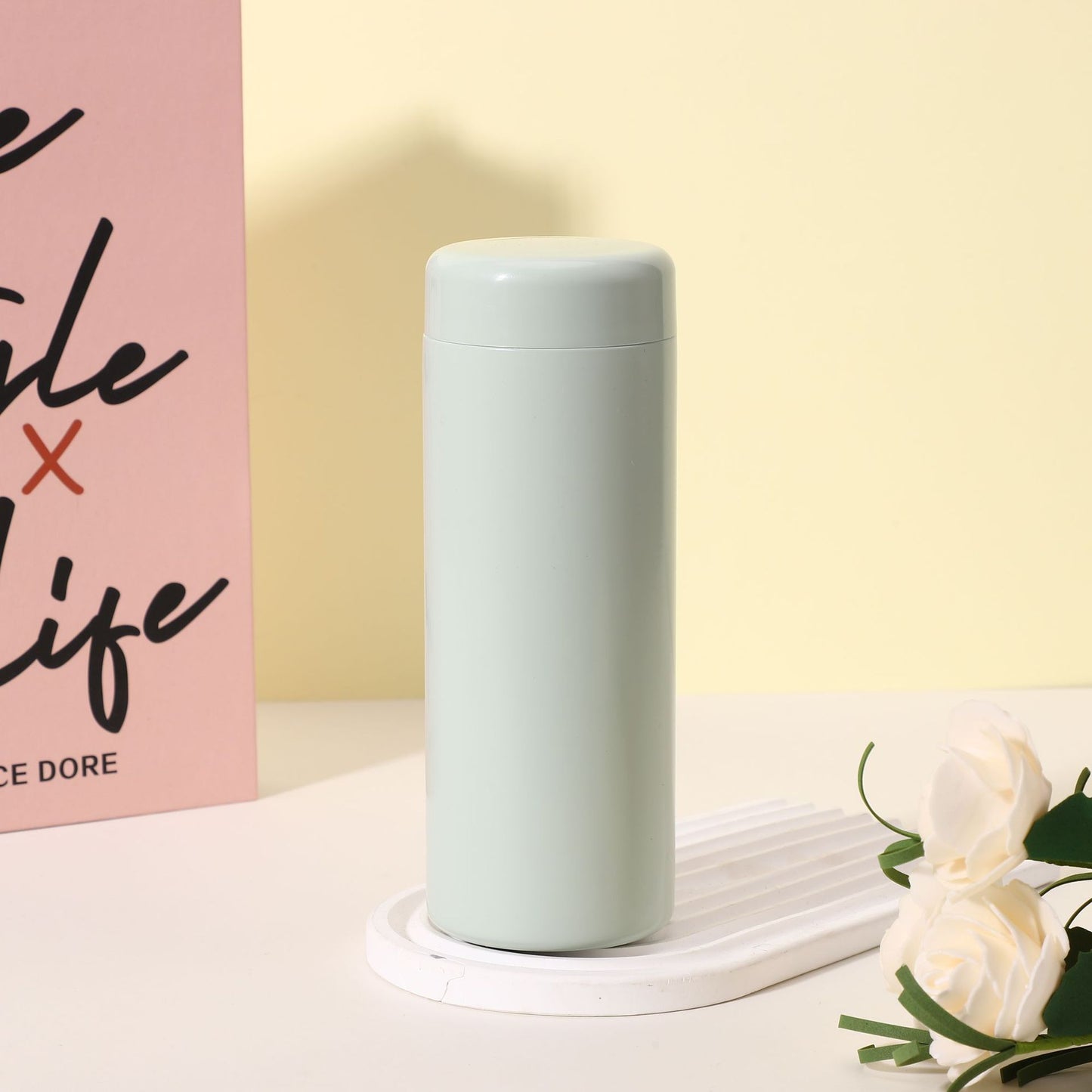Stylische isolierte Wasserflasche Brehn