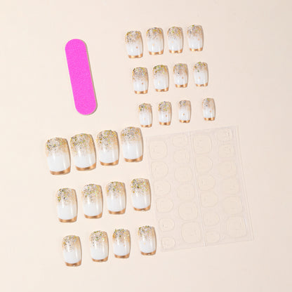 Glamouröse Glitzer-Nagelkunst Brehn