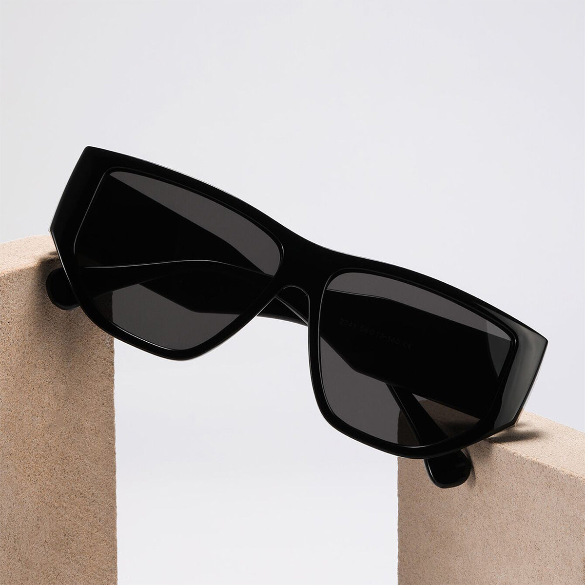 Damen trendige quadratische Sonnenbrille mit modernem tortoise Muster Brehn