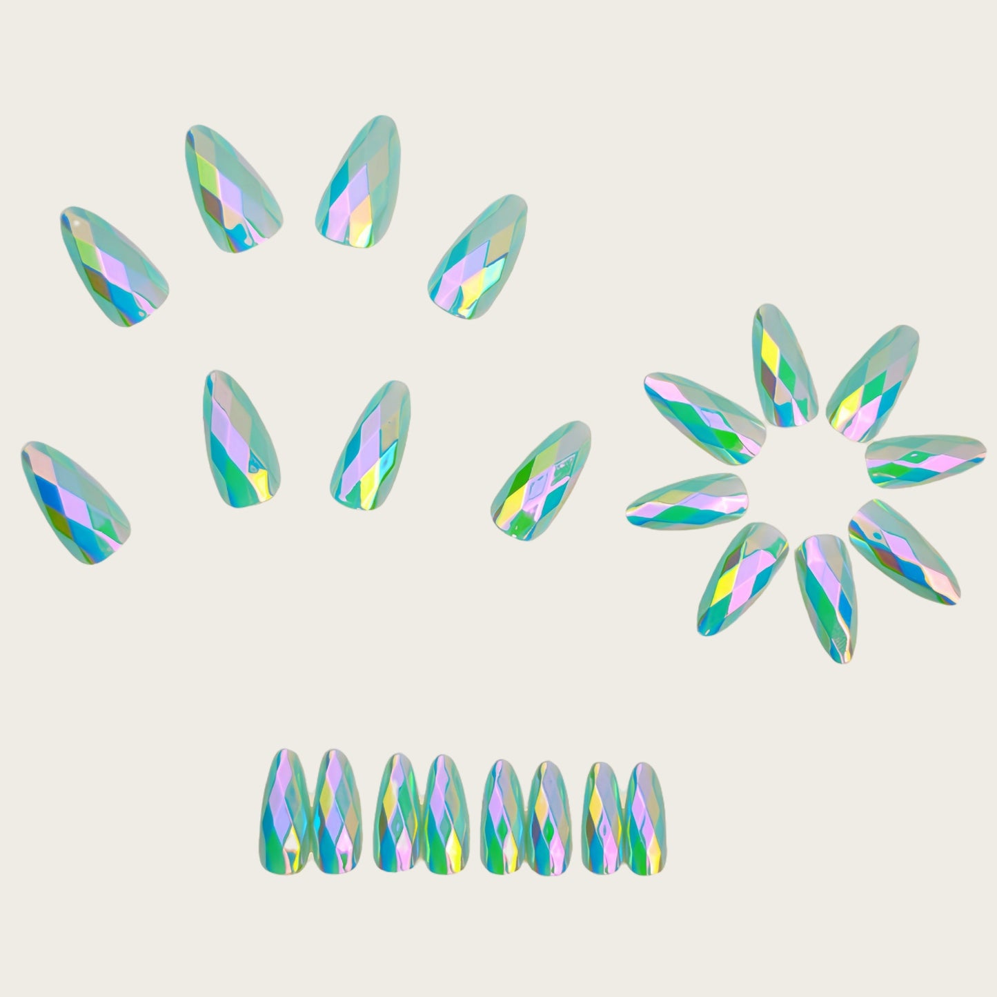 Kunstnägel mit Facettiertem Glitzerdesign Brehn