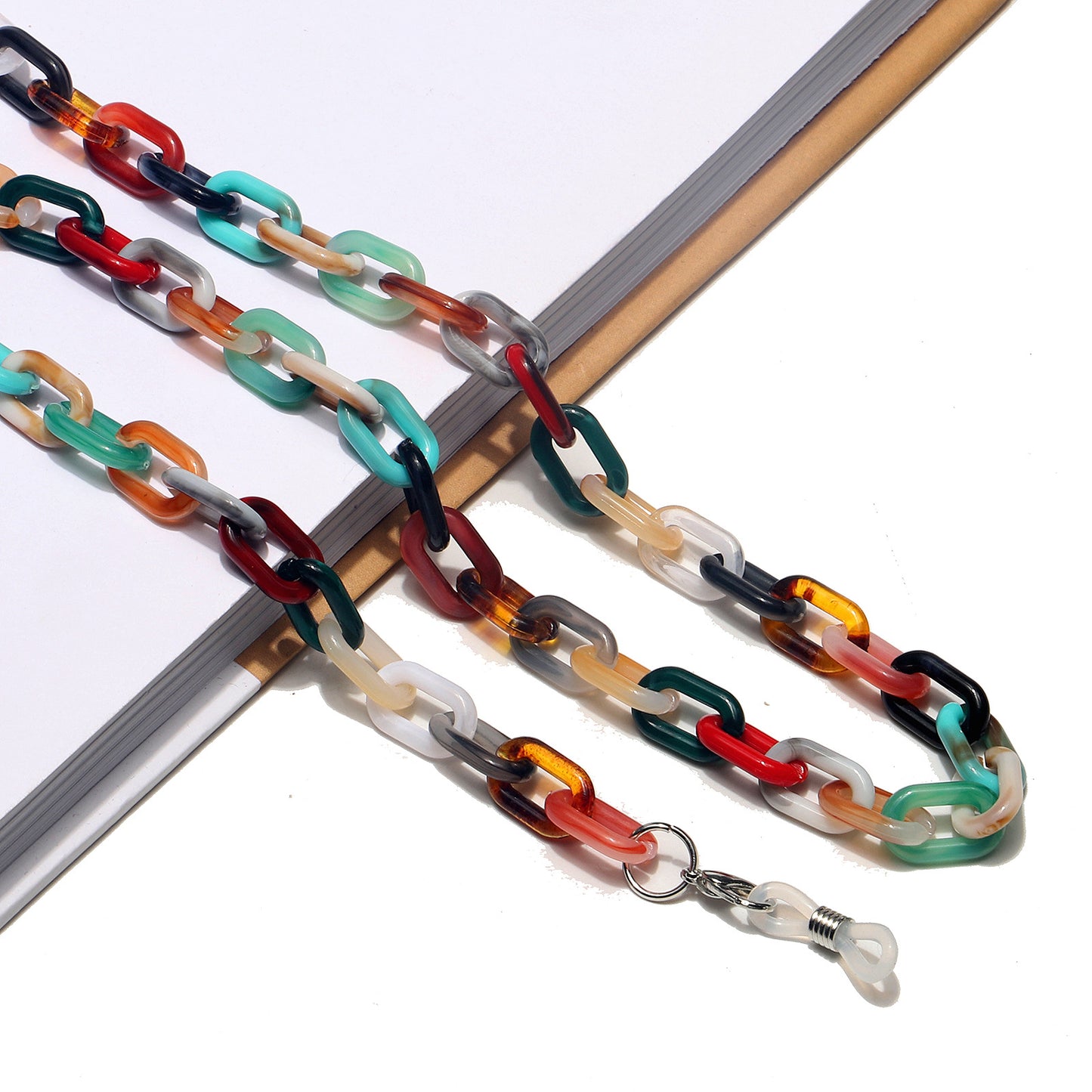 Stylischer Chain Eyewear Holder Brehn
