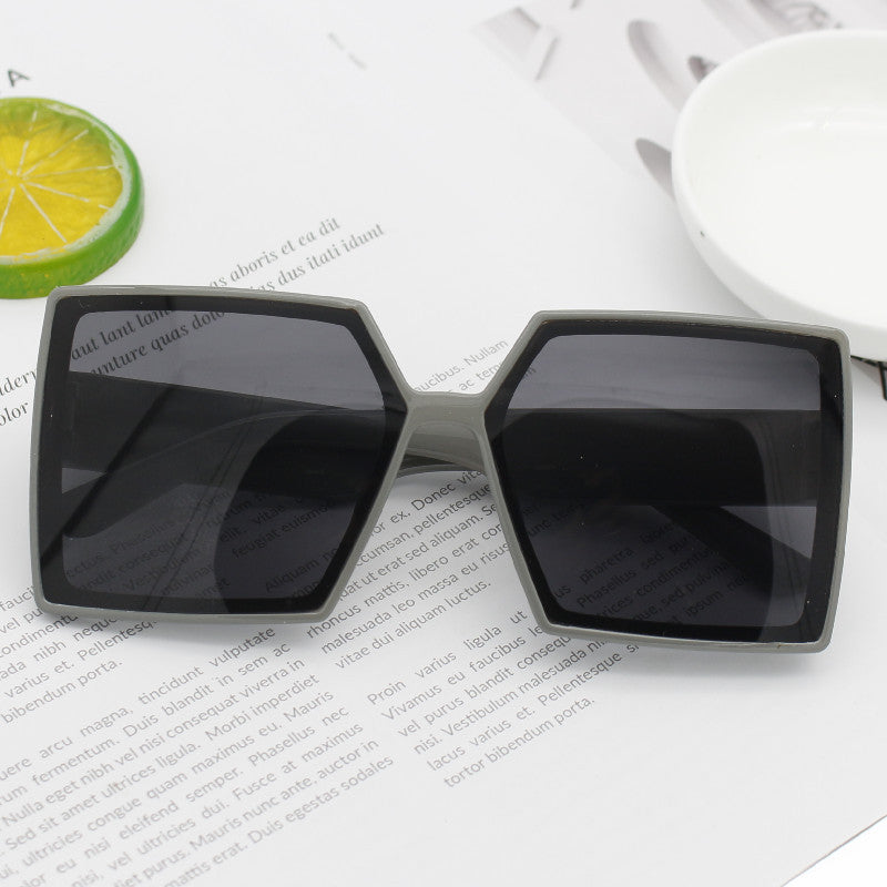 Damen Modische Oversized-Sonnenbrille mit kantigem Design Brehn
