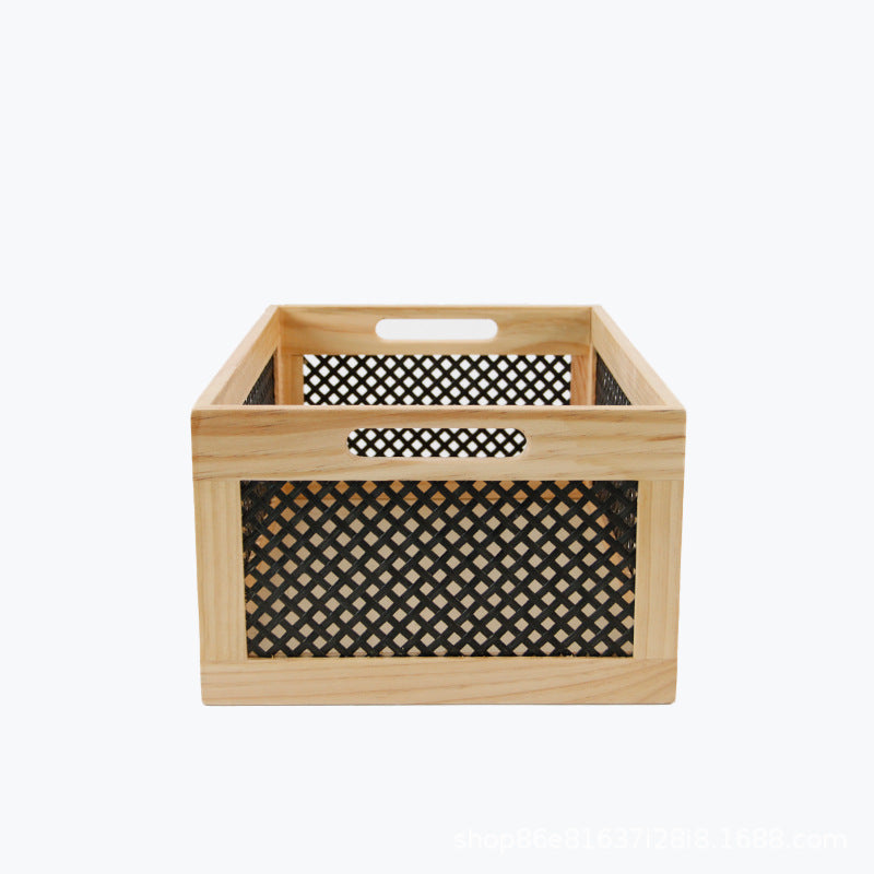 Holzlagerbox mit dekorativen Mesh-Elementen