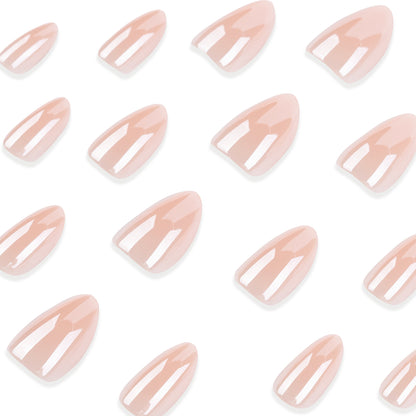 Nagelverlängerungen mit elegantem Gloss-Finish Brehn