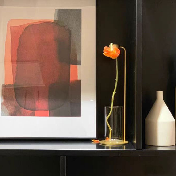 Minimalistische Metall- und Glas-Tischlampe