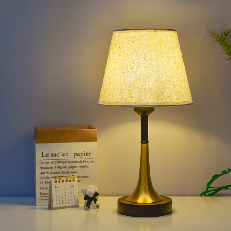 Moderne Plattenbasis Tischlampe