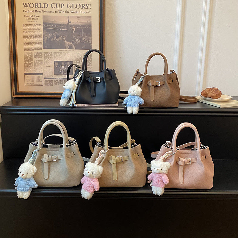 Vintage-Style Textured Handtasche