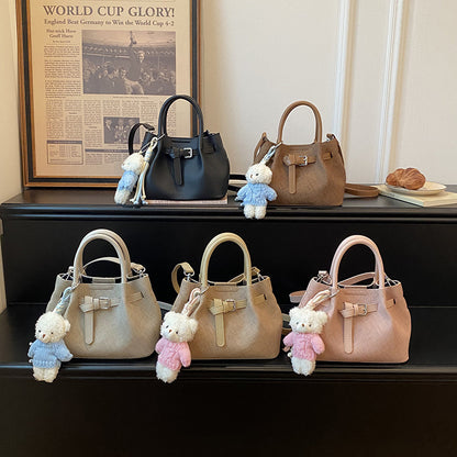Vintage-Style Textured Handtasche