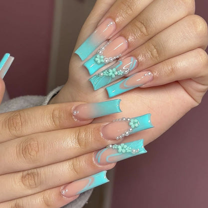 Elegante dekorative Acrylnagelverlängerungen Brehn