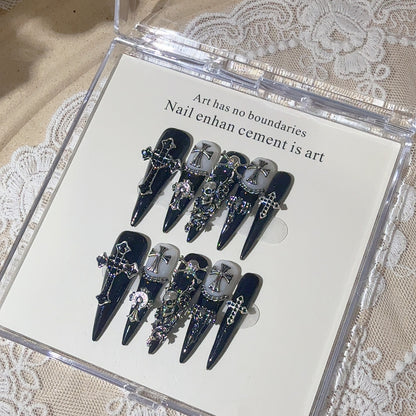 Gothic-Themen Press-On Nail Art Set