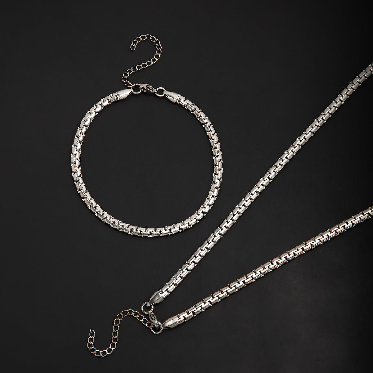 Stylisches Kettenhalsband-Set Brehn