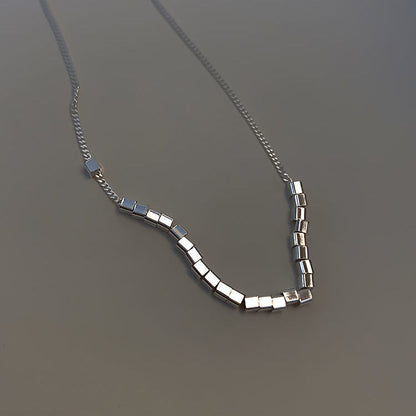 Moderne geometrische Anhänger Halskette Brehn