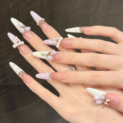 Dekorativer Lavendel Blumen Press-On Nagelset