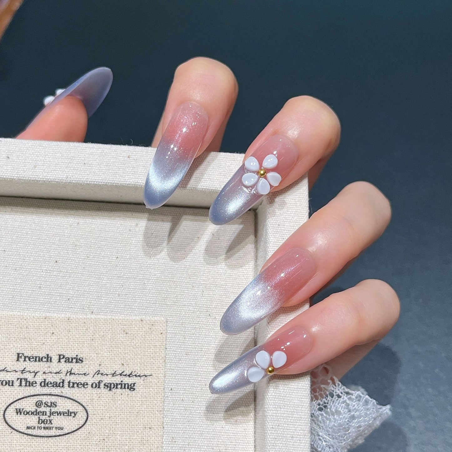 Elegante Floral 3D Druck-Nagelverlängerungen Brehn