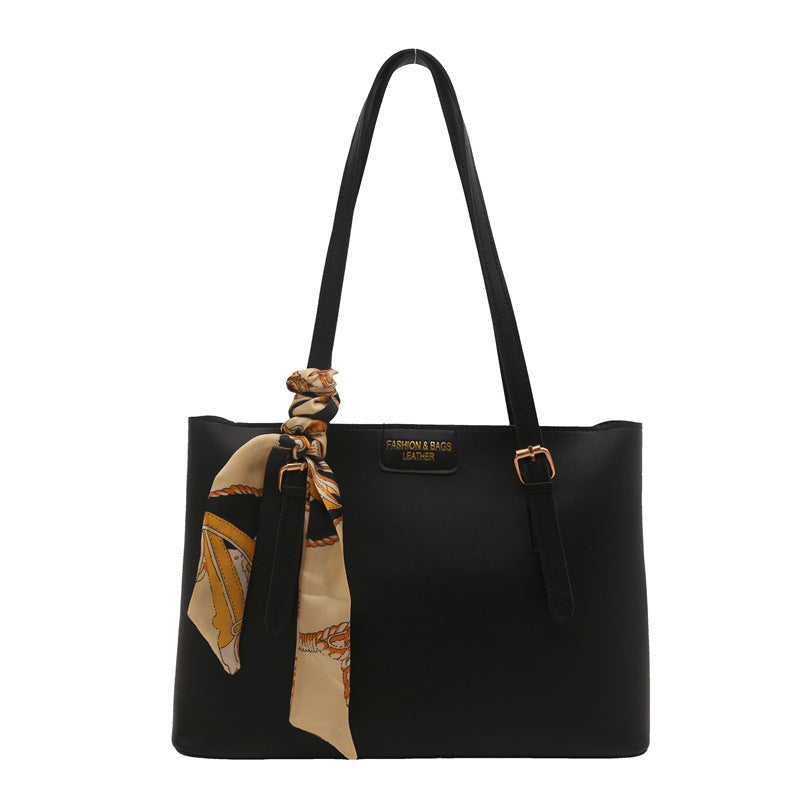 Elegante Kunstleder Tote Bag mit Schal-Detail