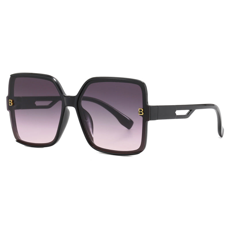 Damen modische oversized Sonnenbrille mit extravaganten Akzenten Brehn