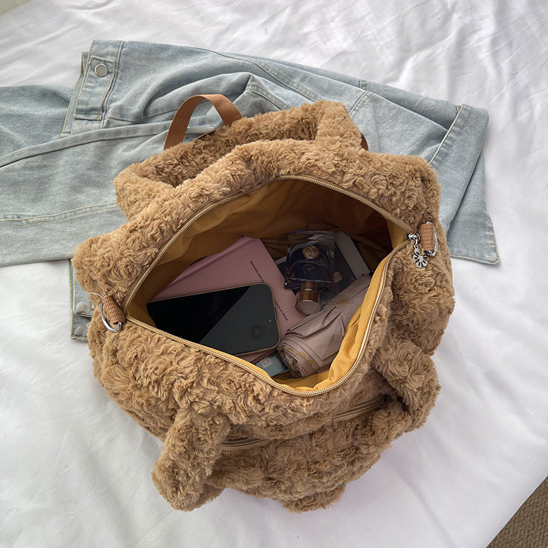 Plüsch-Handtasche mit Bärenmotiv Brehn