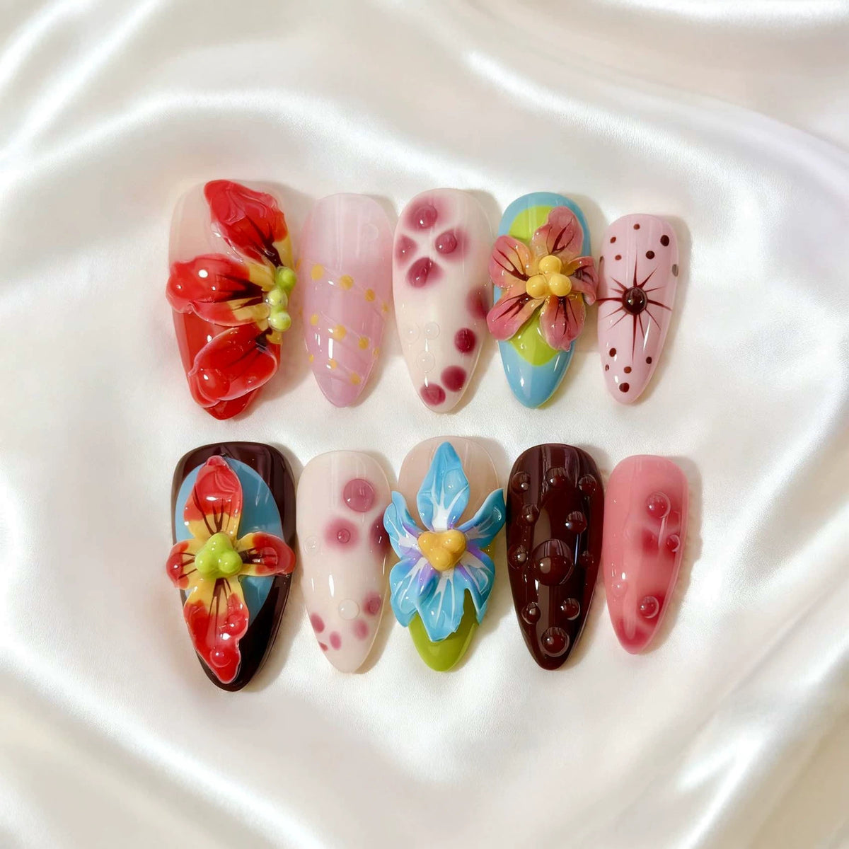 Künstlerische Florale Nagelkunst Kollektion