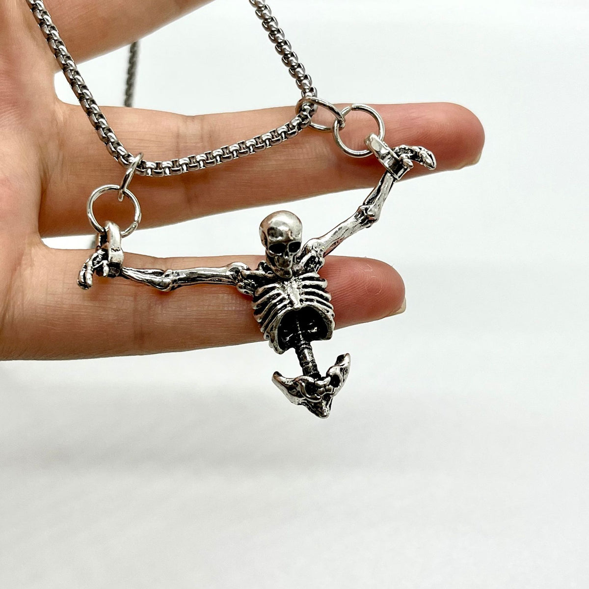 Skeleton Anhänger Halskette Brehn