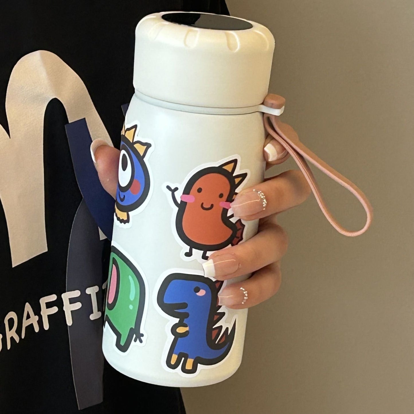 Damen stilvolle Wasserflasche mit witzigen Aufklebermotiven Brehn