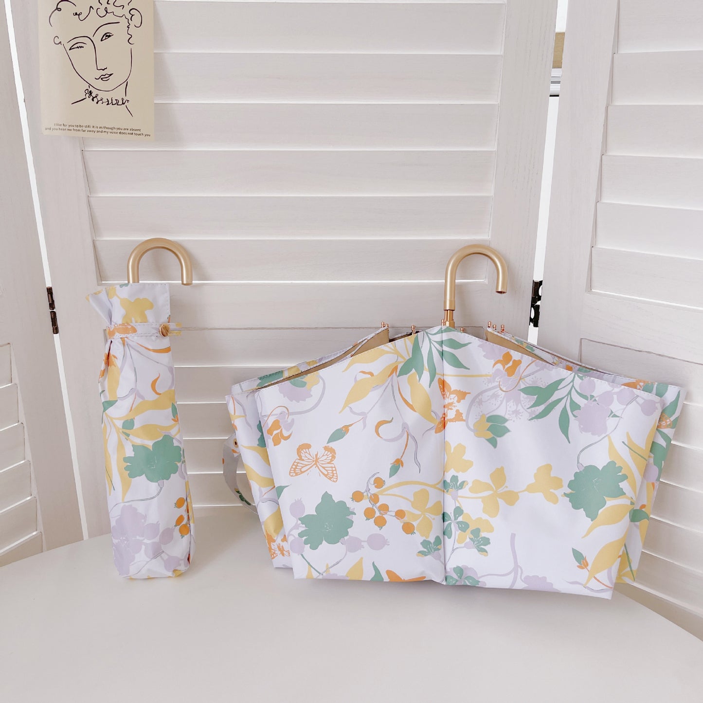 Damen eleganter und kreativer Faltregenschirm mit Herzdesign Brehn