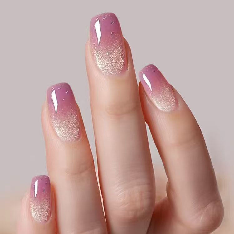Elegante Nagelpflege Brehn