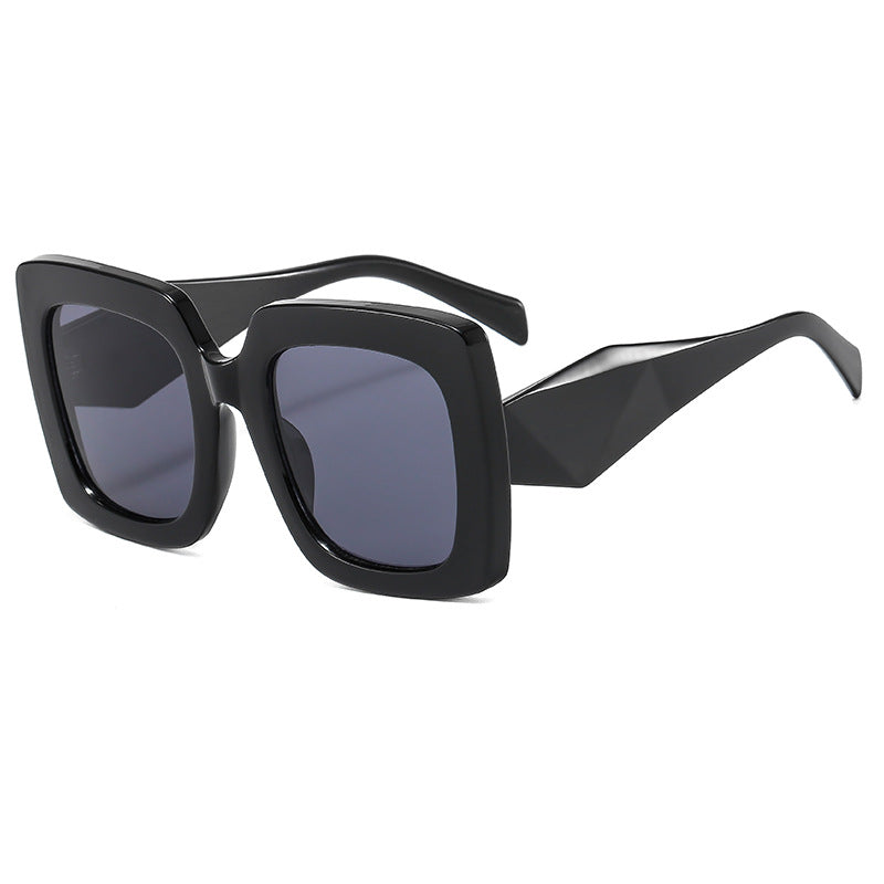 Damen oversized Sonnenbrille im markanten quadratischen Design Brehn