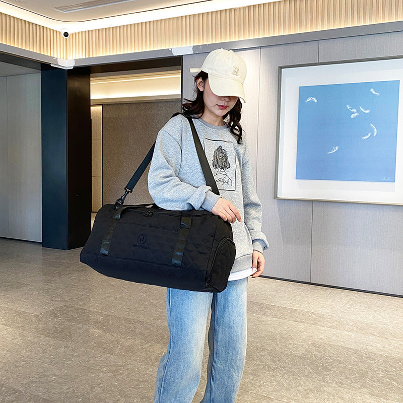 Gepolsterte Sport-Duffle-Tasche mit mehreren Fächern Brehn