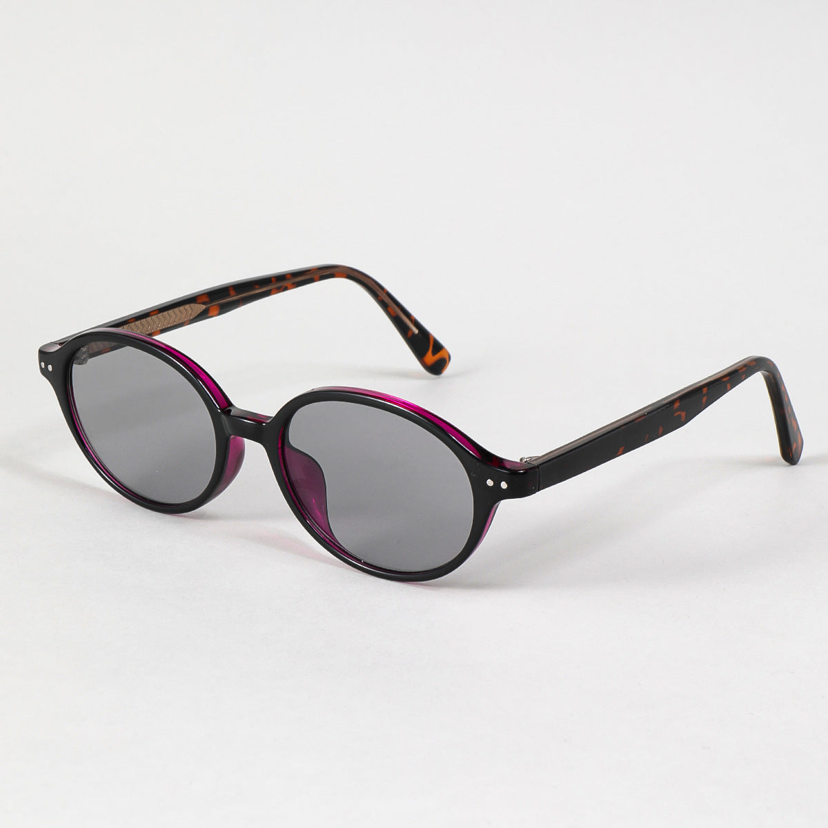 Damen modische Sonnenbrille im Retro-Stil mit braunen Gläsern Brehn