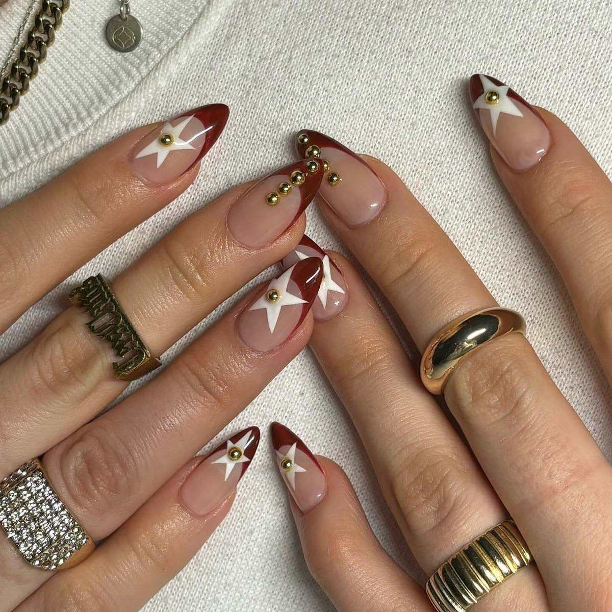 Kunstvolle Nagelkunst mit geometrischen Mustern Brehn